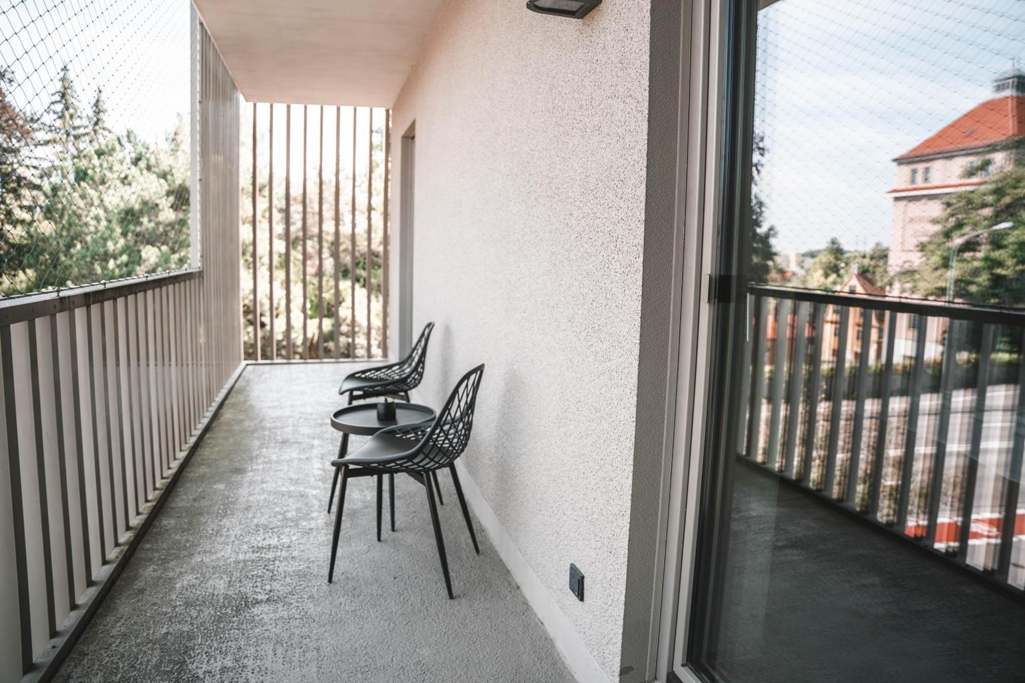 Sunset Club - Loft - 155 M2 Sichtbeton - Zentral Apartman Memmingen Kültér fotó